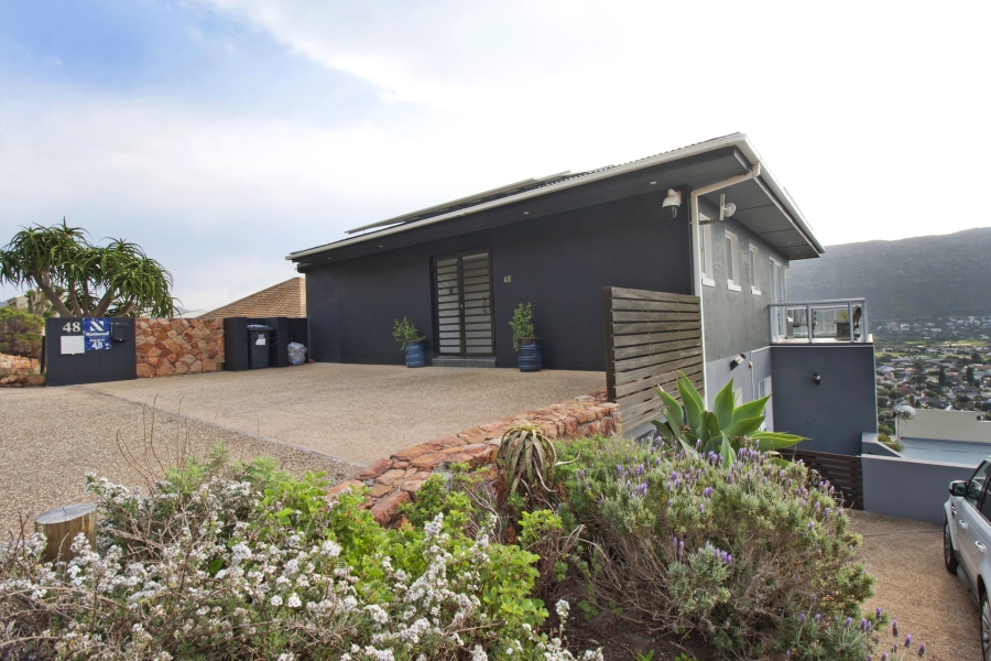 5 Bedroom Property for Sale in Fish Hoek Western Cape